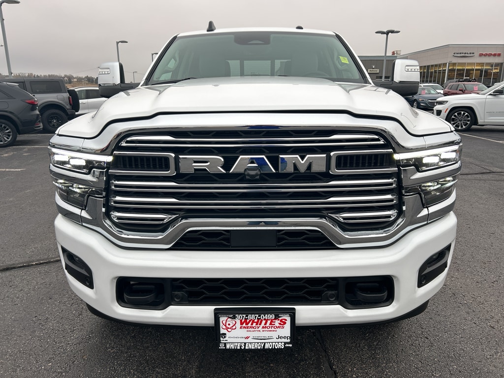 New 2026 Ram 2500 LARAMIE CREW CAB 4X4 8' BOX Pickup