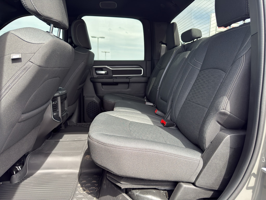 2026 RAM 2500 Big Horn - Photo 10