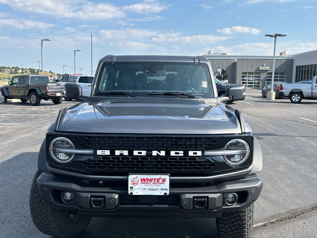 2023 Ford Bronco Wildtrak photo 2