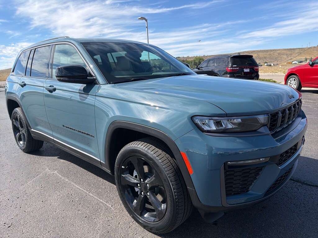 New 2026 Jeep Grand Cherokee Sport Utility