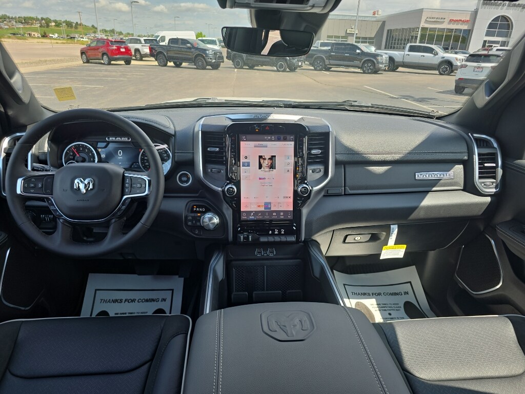 2025 Ram 1500 Laramie photo 16