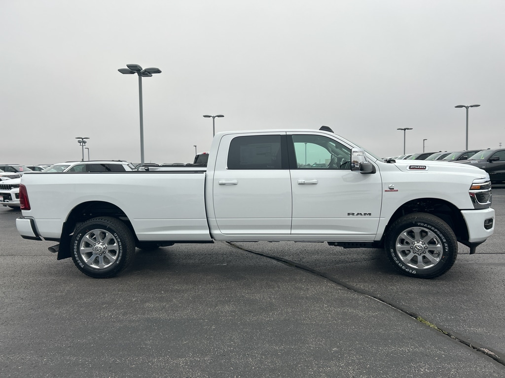 New 2026 Ram 2500 LARAMIE CREW CAB 4X4 8' BOX Pickup