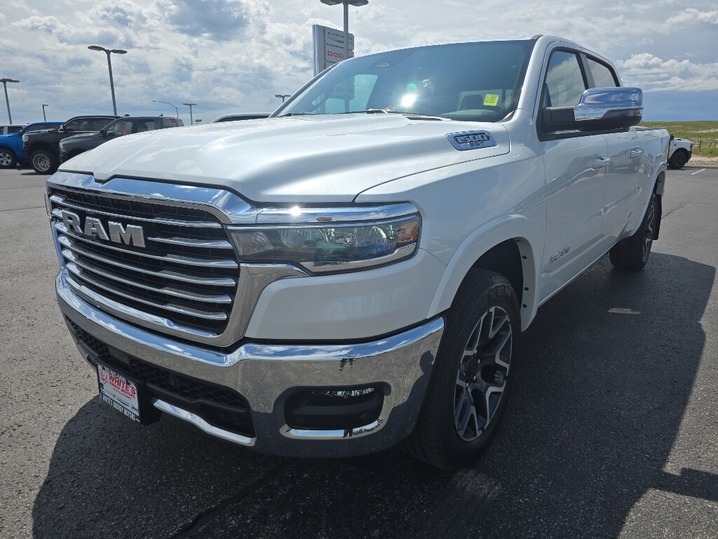 2025 Ram 1500 Laramie photo 2