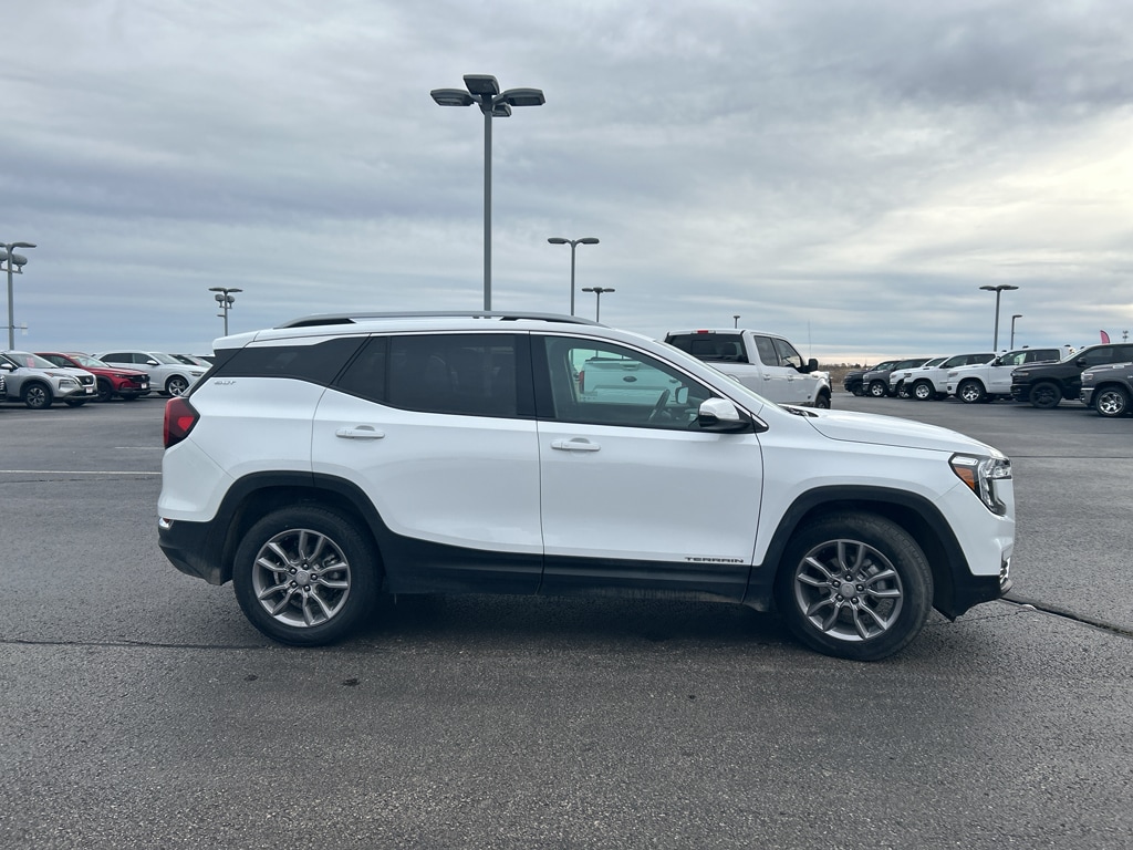 Certified 2024 GMC Terrain SLT Sport Utility