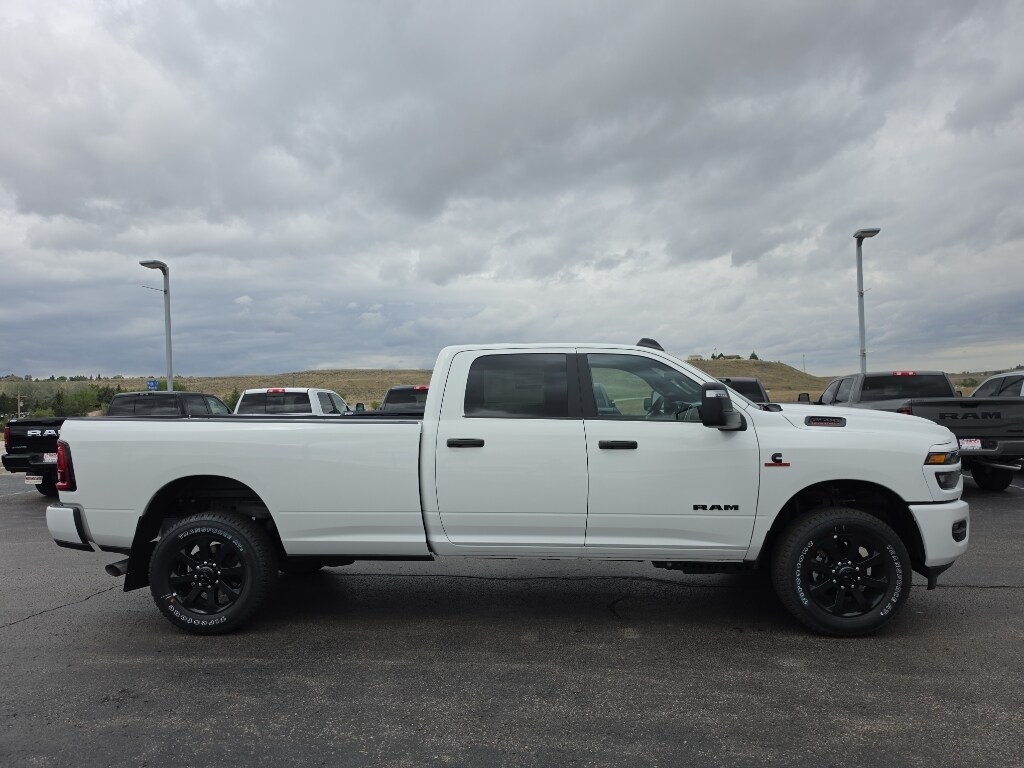 New 2026 Ram 2500 BIG HORN CREW CAB 4X4 8' BOX Pickup