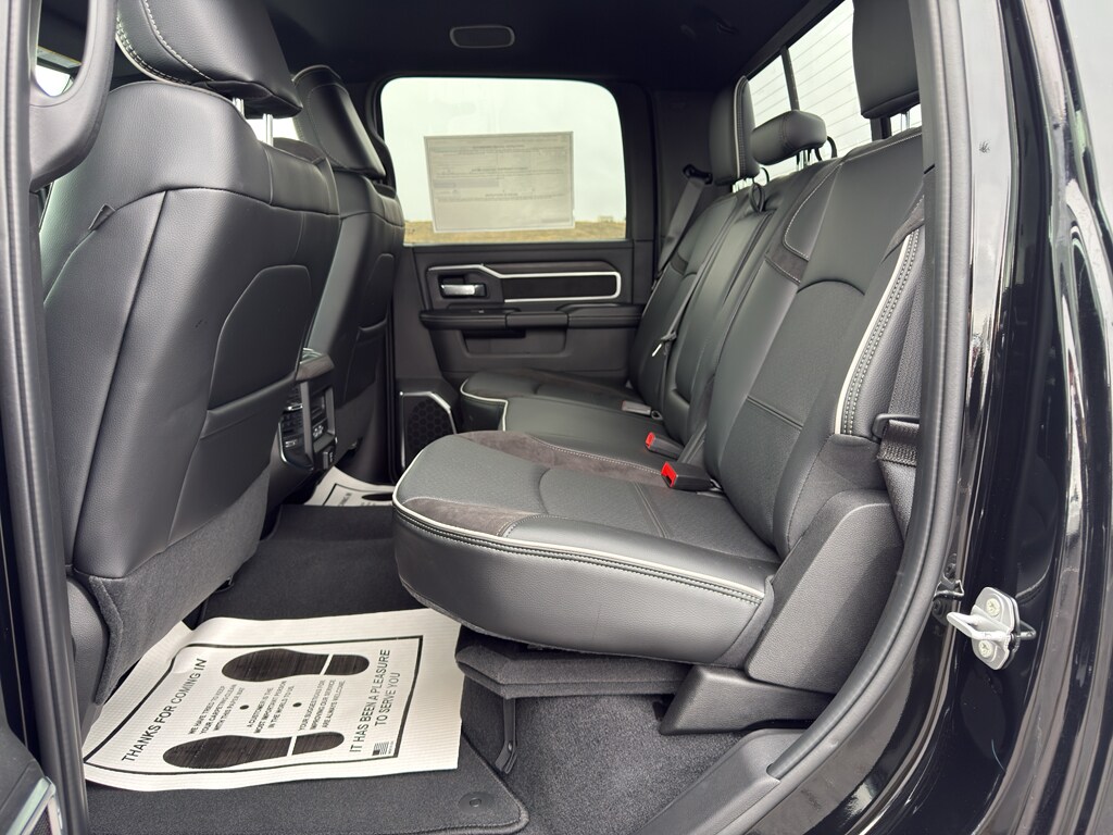 2026 RAM 2500 Laramie - Photo 10