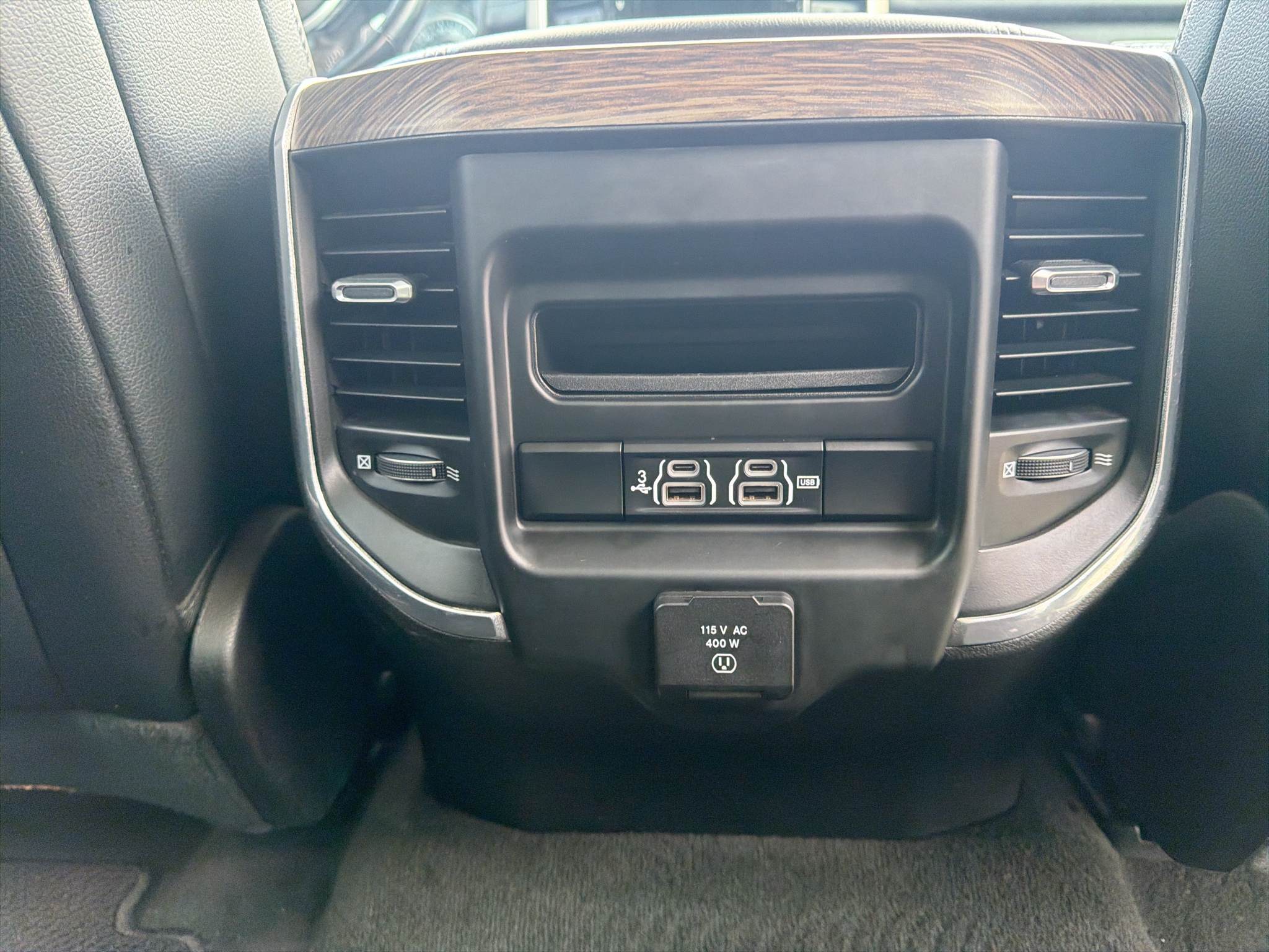 2020 RAM Ram 1500 Pickup Laramie - Photo 16