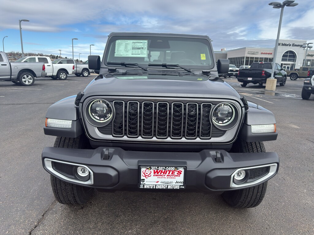 New 2026 Jeep Gladiator SAHARA 4X4 Pickup