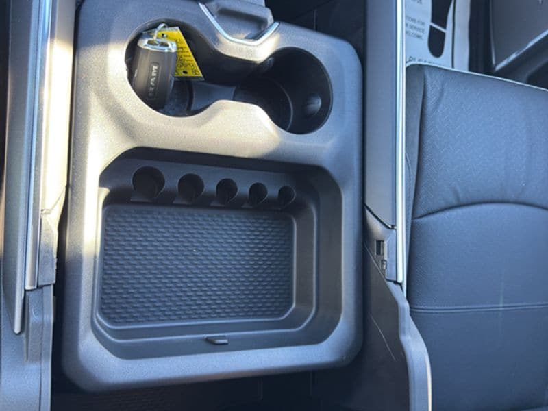 2026 RAM 2500 Laramie - Photo 17