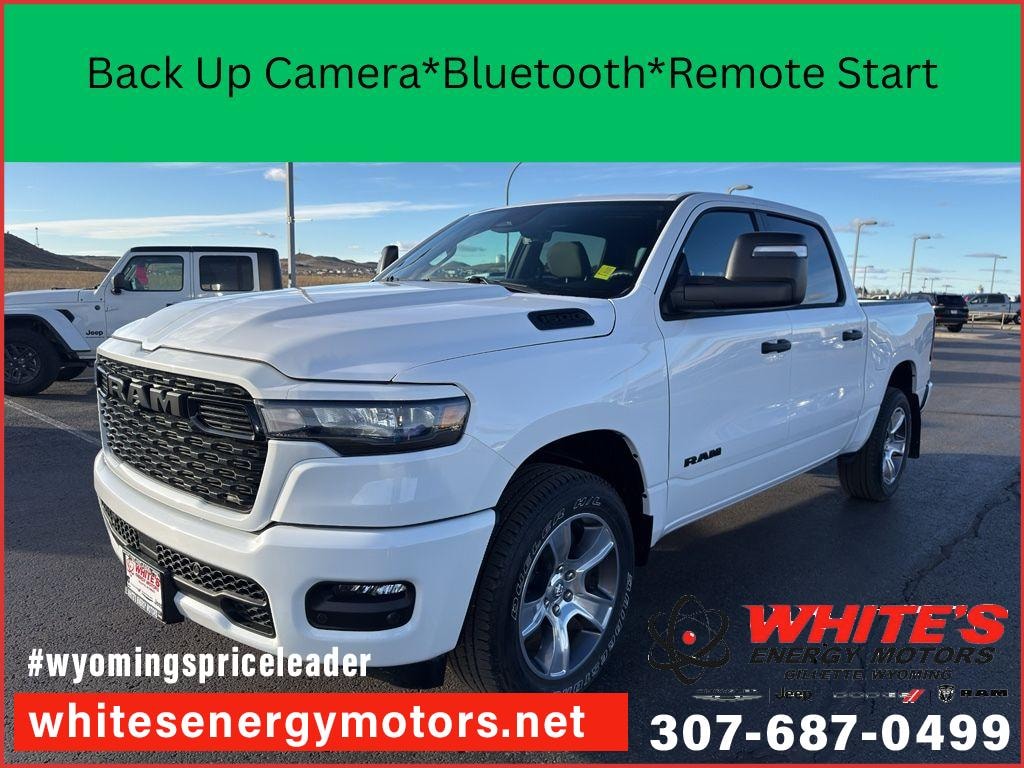 New 2026 Ram 1500 EXPRESS CREW CAB 4X4 5'7 BOX Pickup