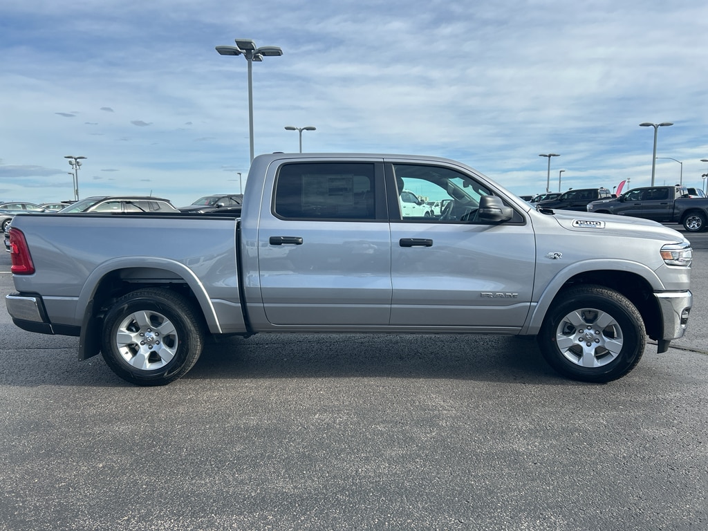 New 2026 Ram 1500 BIG HORN CREW CAB 4X4 5'7 BOX Pickup