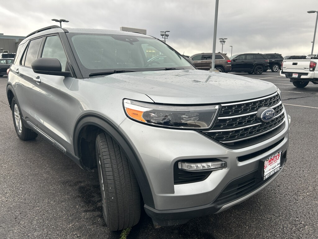 2024 Ford Explorer XLT photo 3