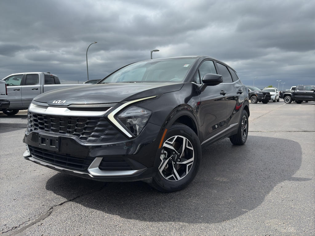 Used 2023 Kia Sportage LX with VIN KNDPUCAF2P7174063 for sale in Gillette, WY
