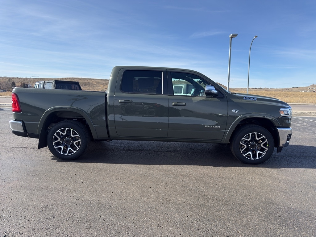 New 2026 Ram 1500 LARAMIE CREW CAB 4X4 5'7 BOX Pickup