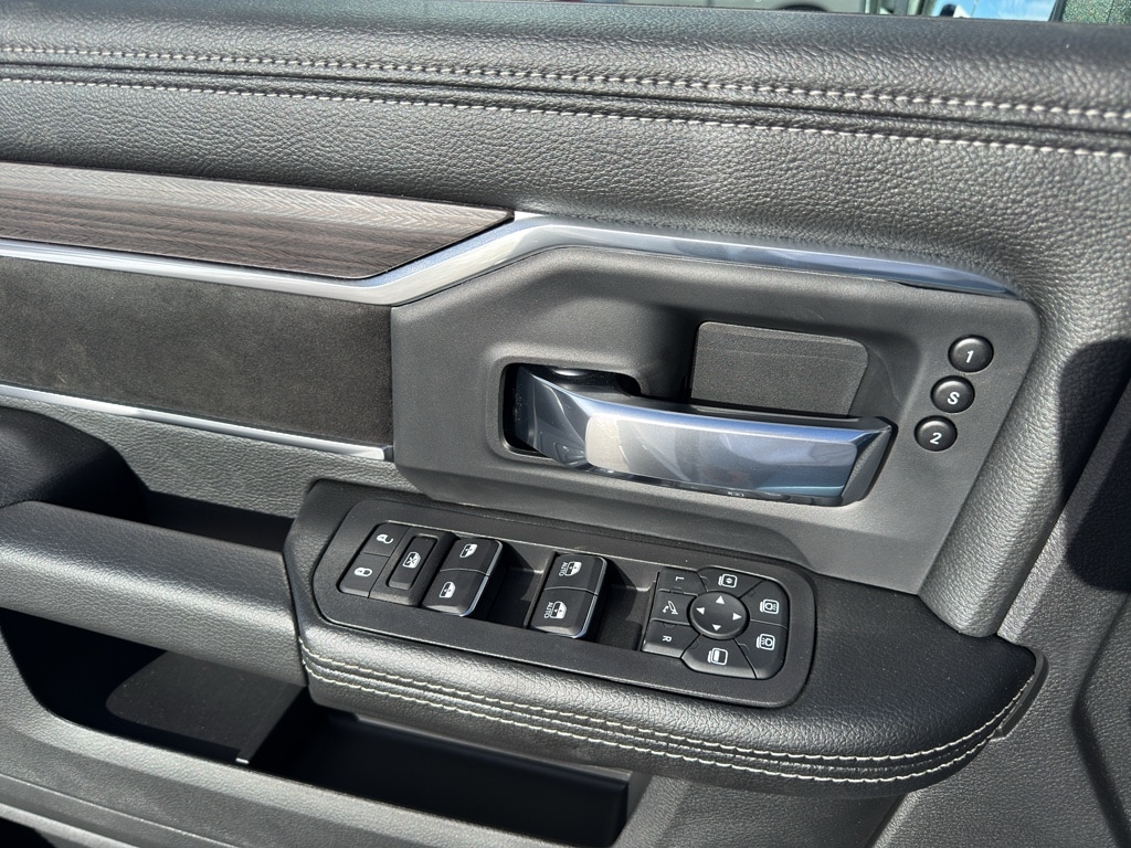 2026 RAM 2500 Laramie - Photo 9