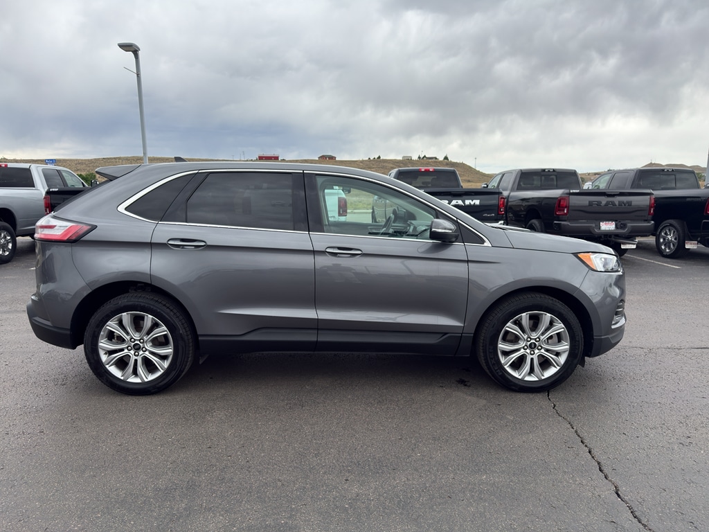 Used 2024 Ford Edge Titanium Sport Utility