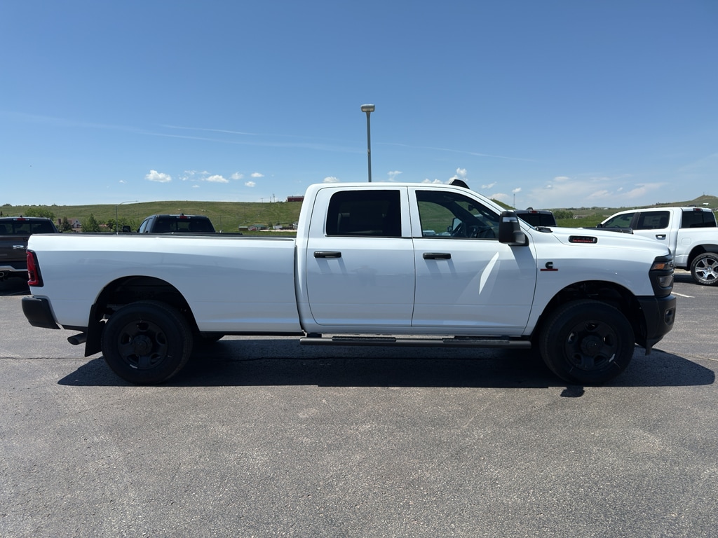 New 2025 Ram 3500 TRADESMAN CREW CAB 4X4 8' BOX Pickup