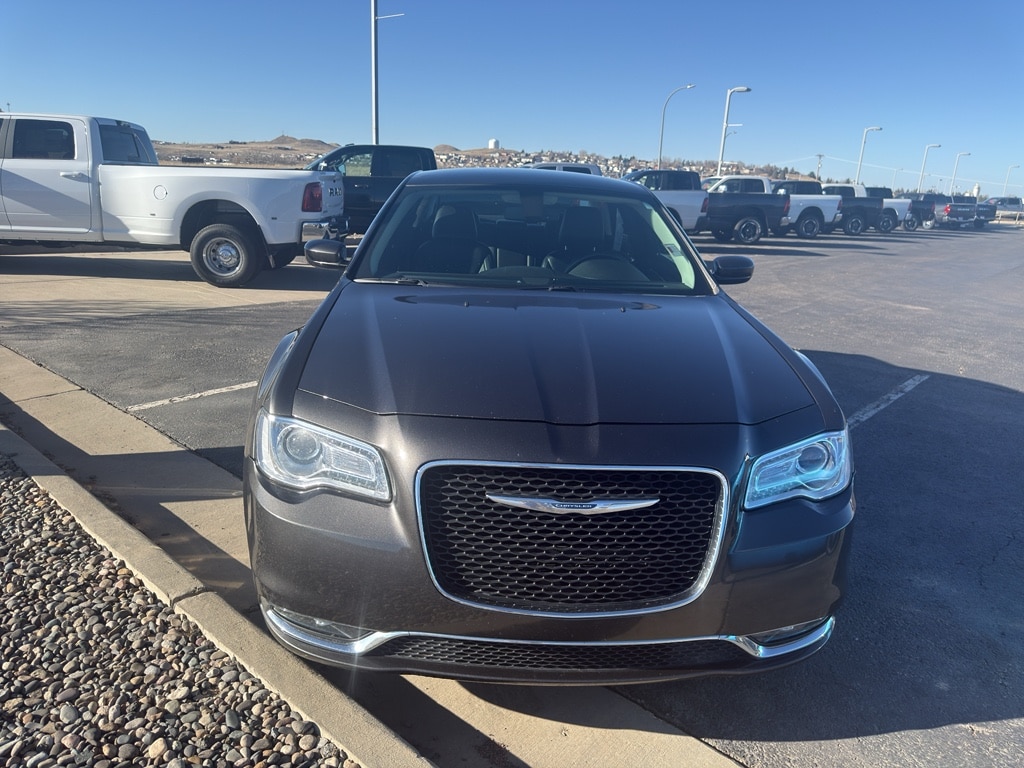 Used 2018 Chrysler 300 Touring with VIN 2C3CCARG5JH118086 for sale in Gillette, WY