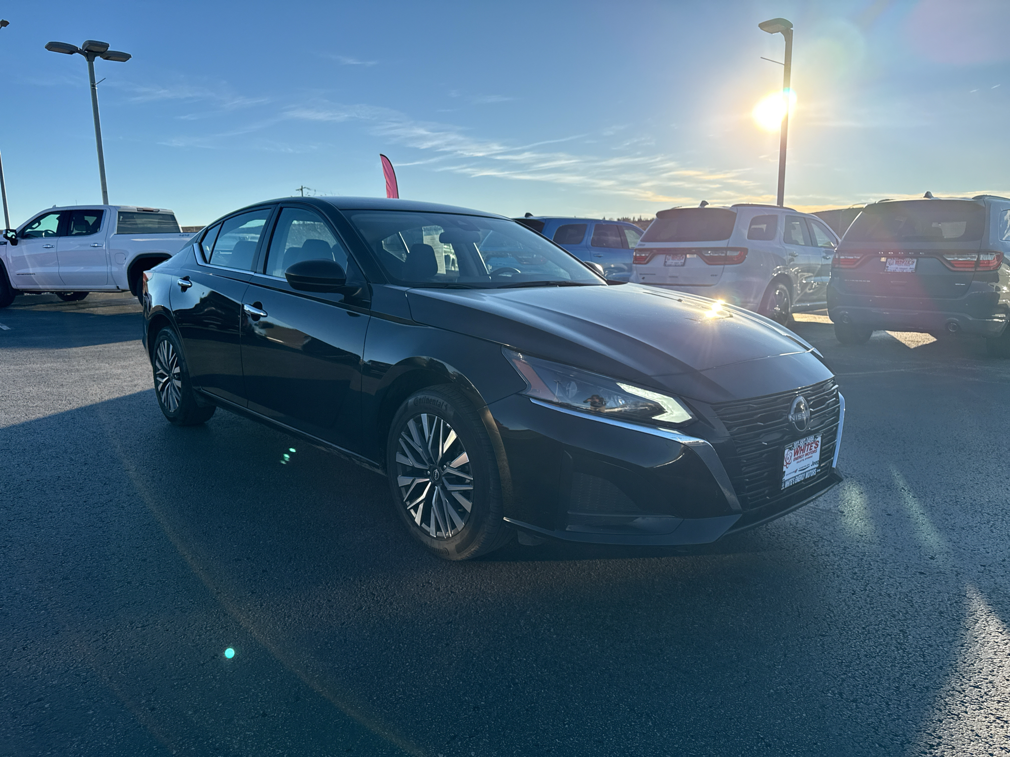Used 2025 Nissan Altima SV Sedan