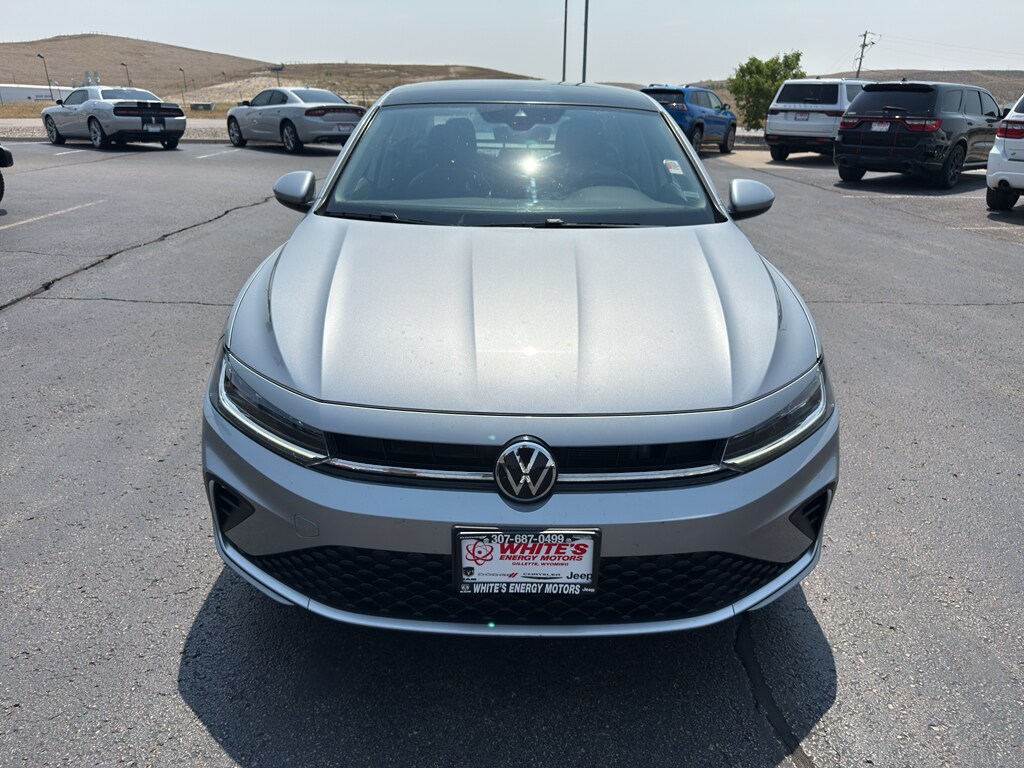 Certified 2025 Volkswagen Jetta SE Sedan