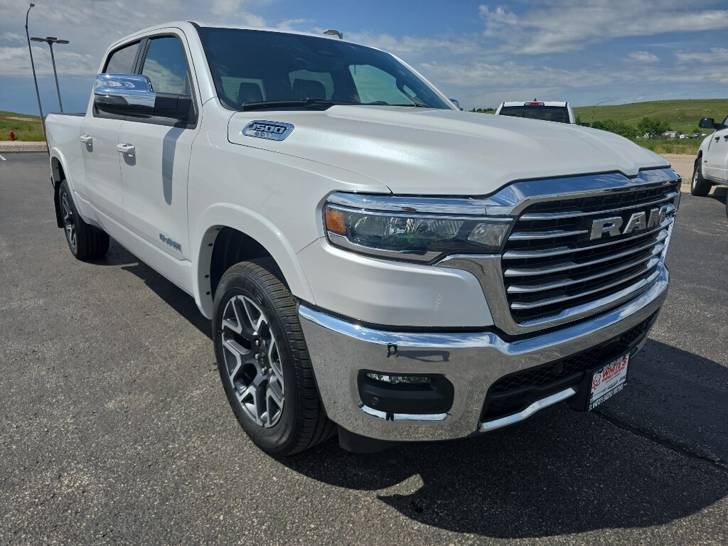 2025 Ram 1500 Laramie photo 4