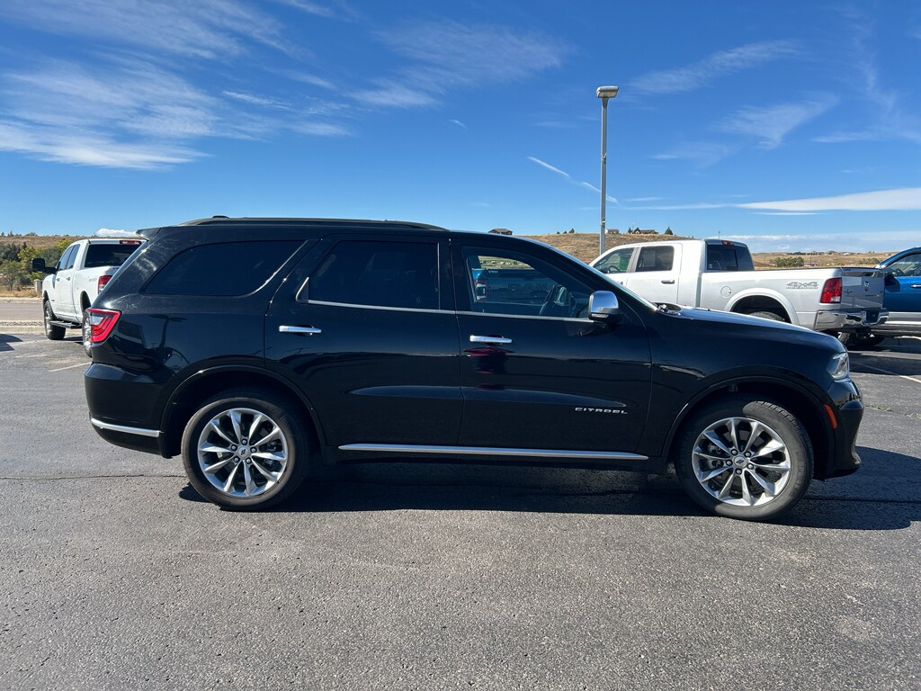 2022 Dodge Durango Citadel photo 3