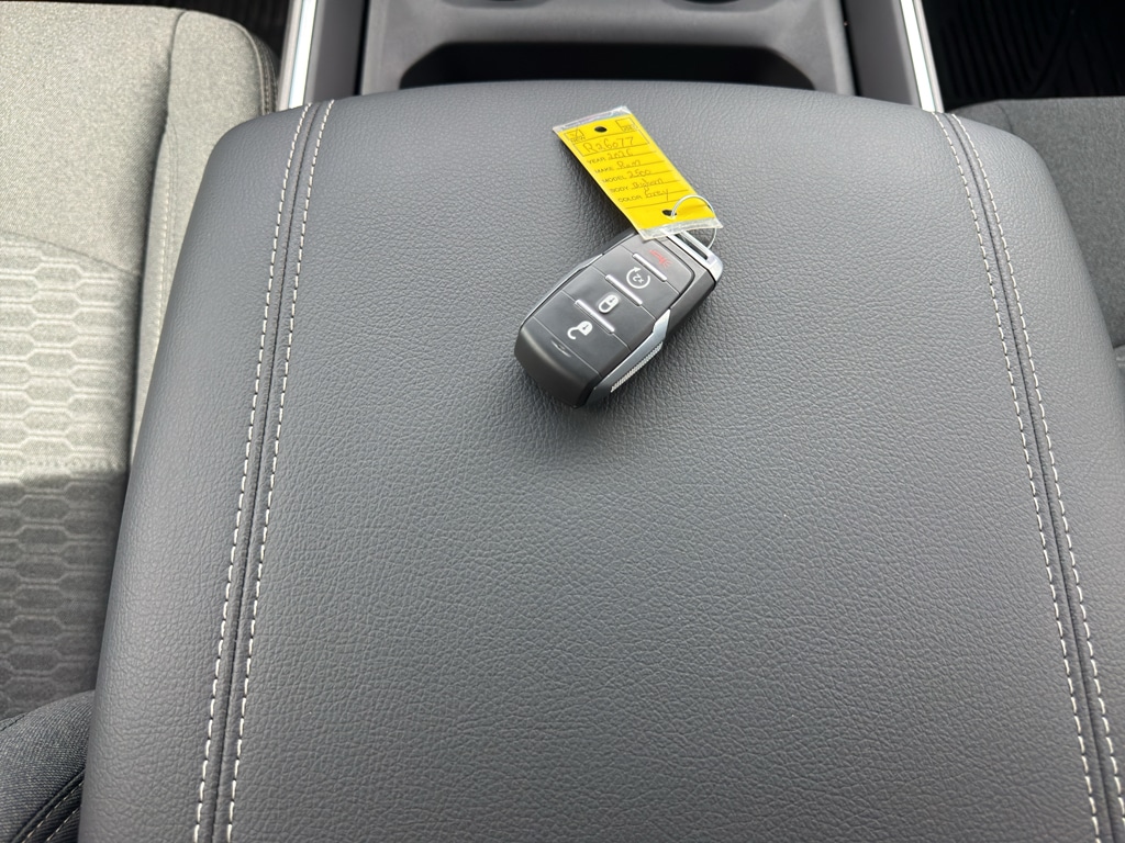 2026 RAM 2500 Big Horn - Photo 17