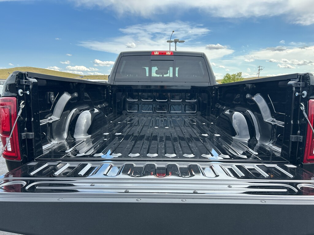 2025 Ram 2500 Laramie photo 5