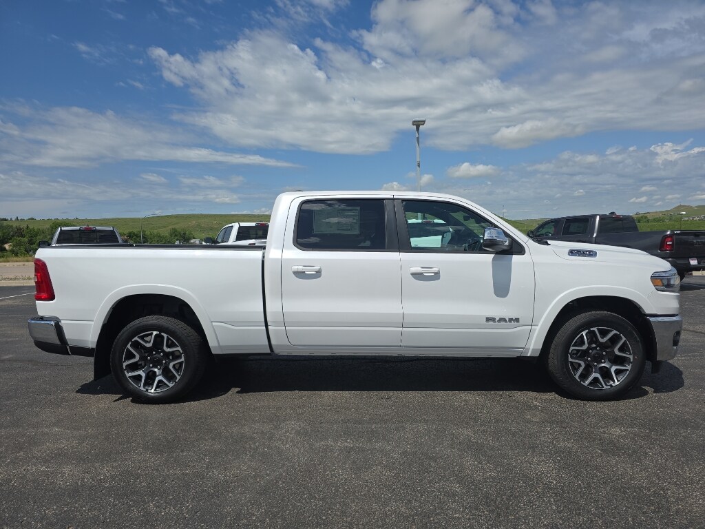 2025 Ram 1500 Laramie photo 5