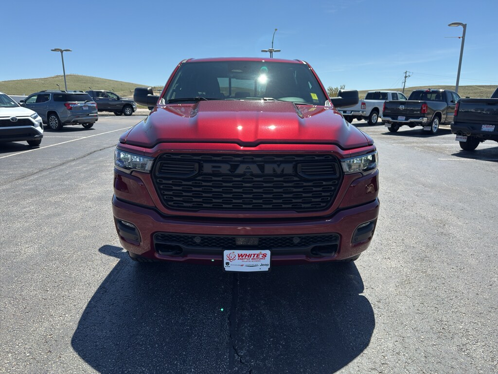 2025 Ram 1500 Tradesman photo 3