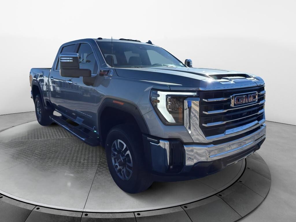 New 2026 GMC Sierra SLT Crew Cab