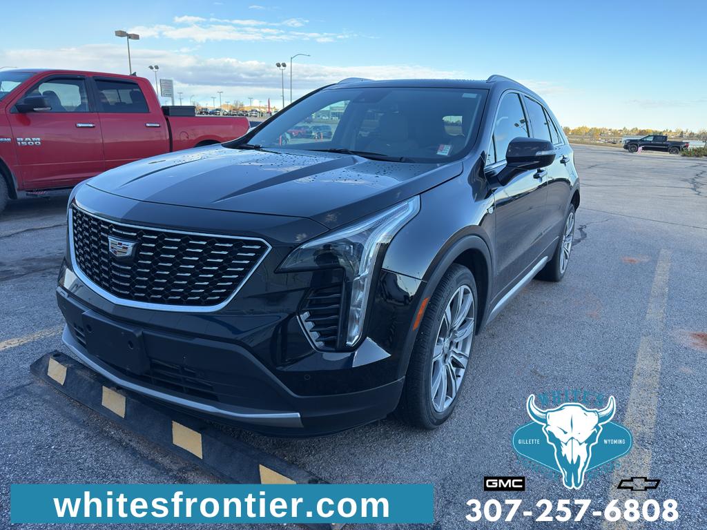 2022 Cadillac XT4 Premium Luxury