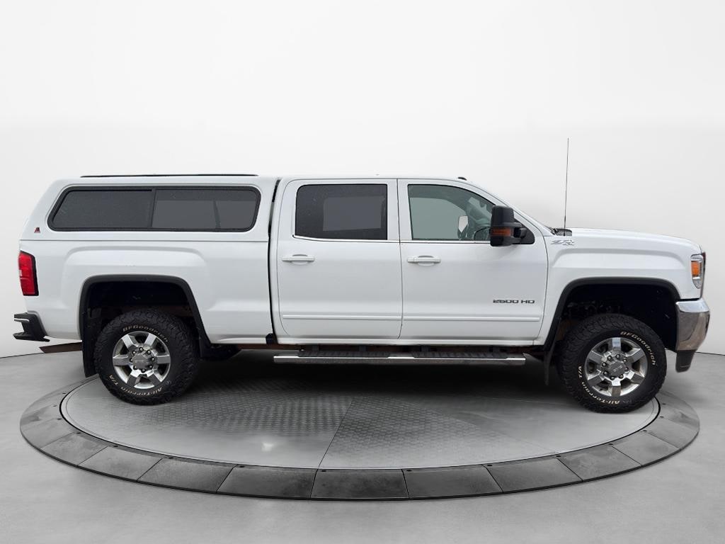 Used 2018 GMC Sierra SLE Crew Cab
