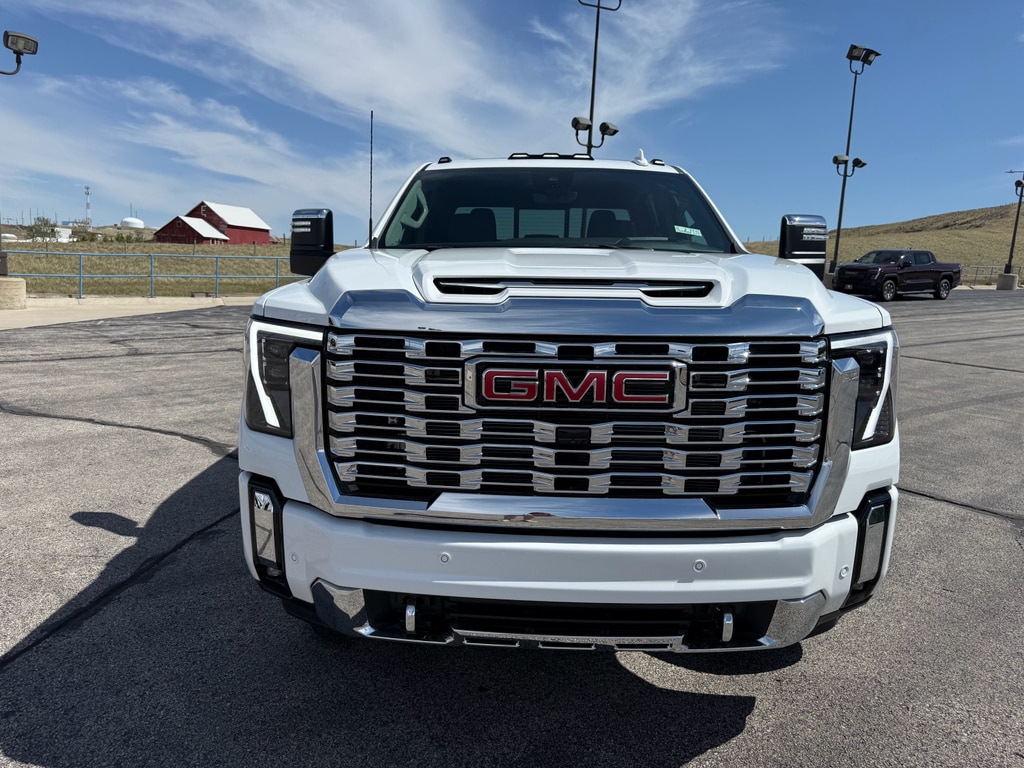 2026 GMC Sierra 3500HD Denali - Photo 16