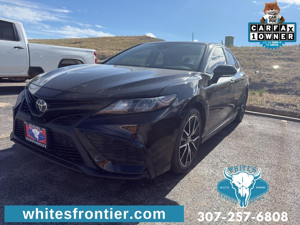 Used 2024 Toyota Camry SE Sedan