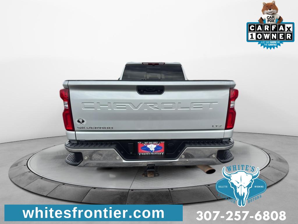 2022 Chevrolet Silverado 3500HD LTZ photo 4