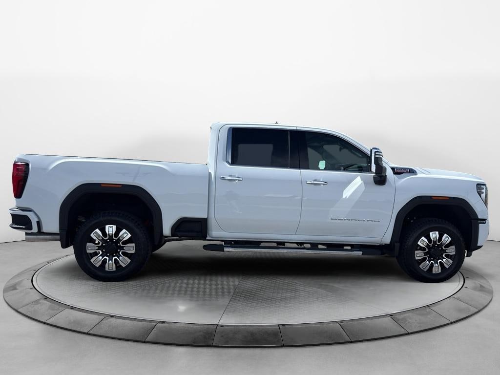 New 2026 GMC Sierra Denali Crew Cab