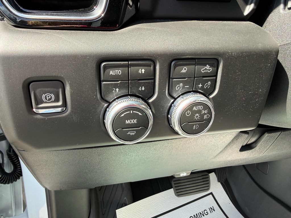 2026 GMC Sierra 3500HD Denali - Photo 26