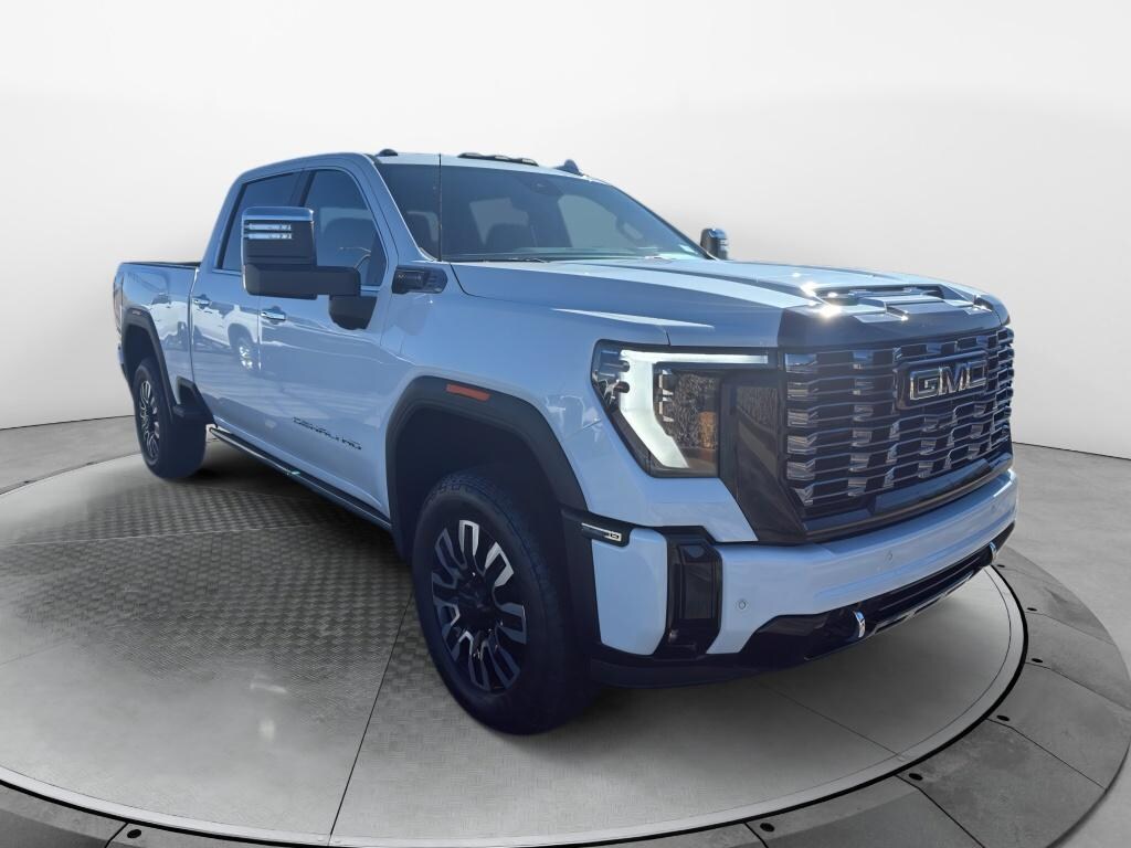 New 2026 GMC Sierra Denali Ultimate Crew Cab