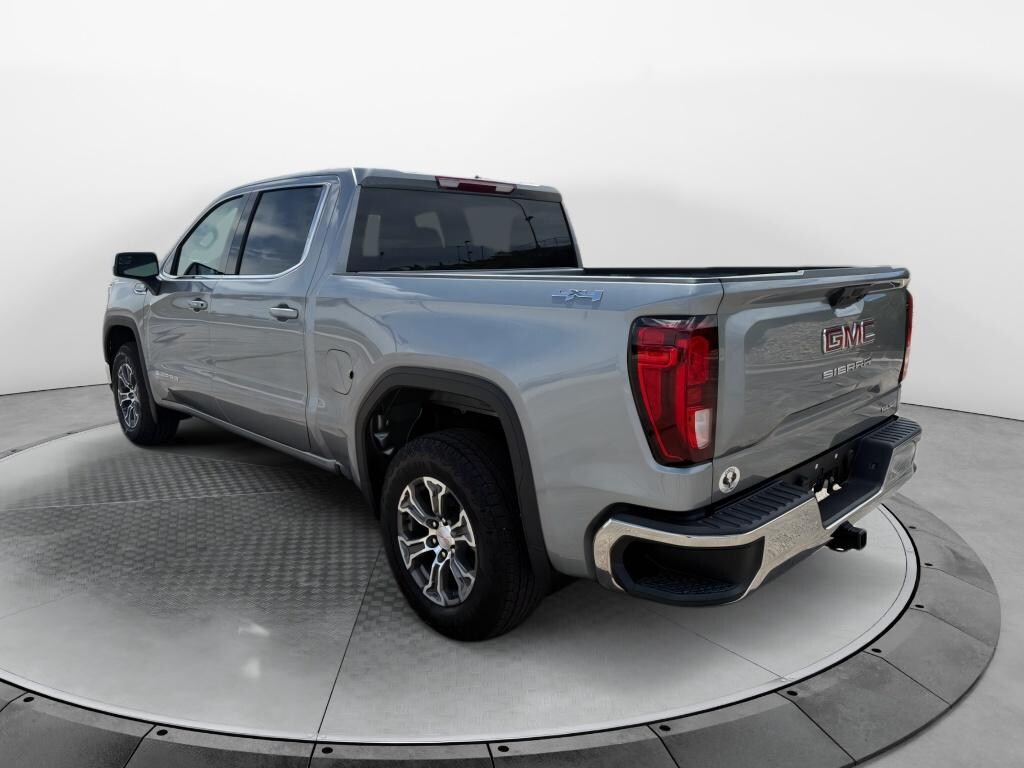 New 2026 GMC Sierra SLE Crew Cab