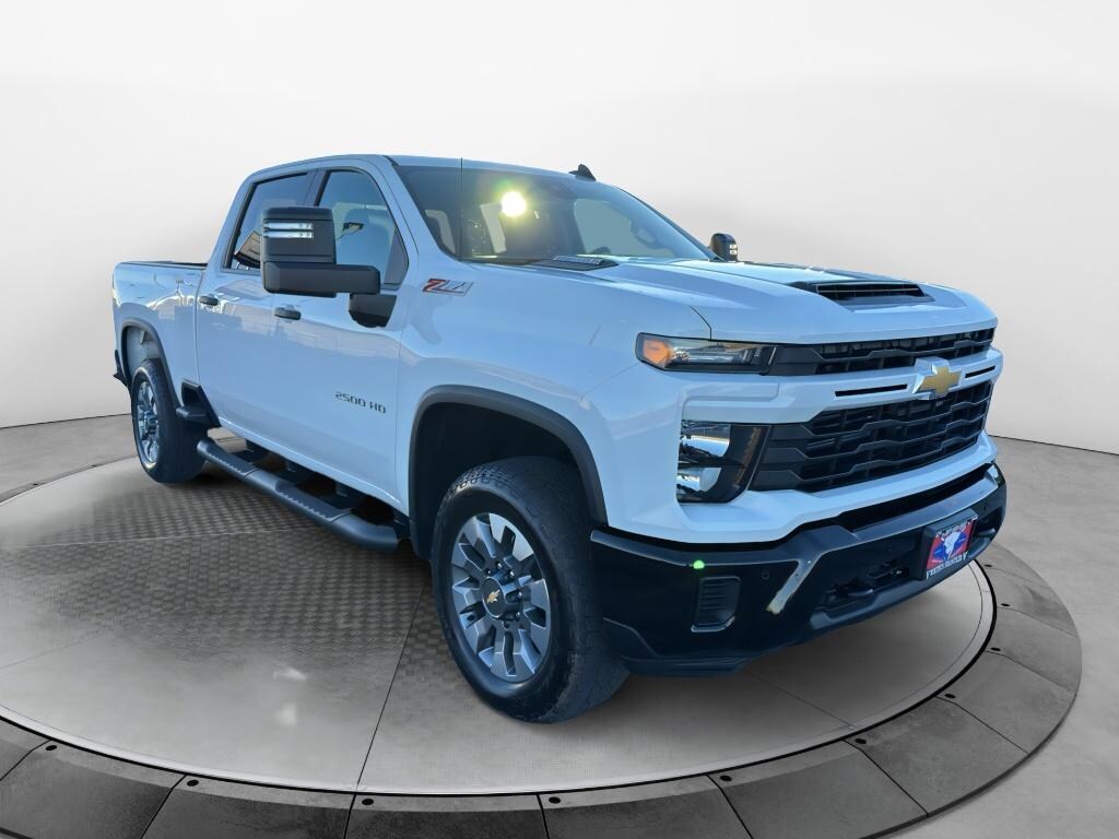 New 2026 Chevrolet Silverado Custom Crew Cab