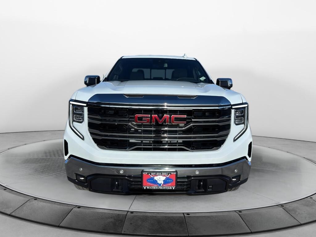 New 2026 GMC Sierra SLT Crew Cab