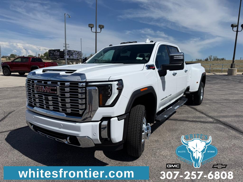 2026 GMC Sierra 4WD Crew Cab Long Box DRW Denali's photo