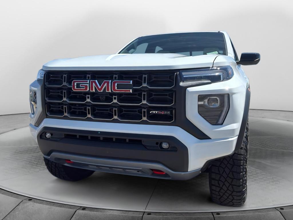 2025 Gmc Canyon AT4 photo 3