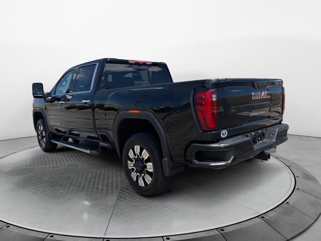 New 2026 GMC Sierra Denali Crew Cab