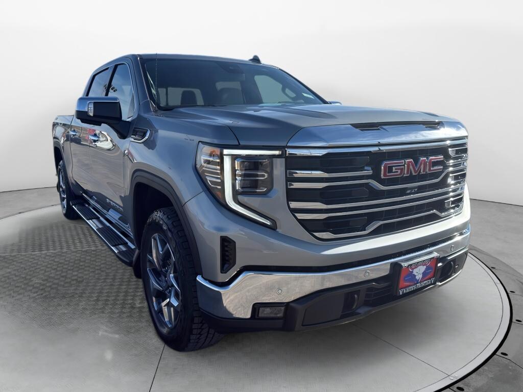 New 2026 GMC Sierra SLT Crew Cab