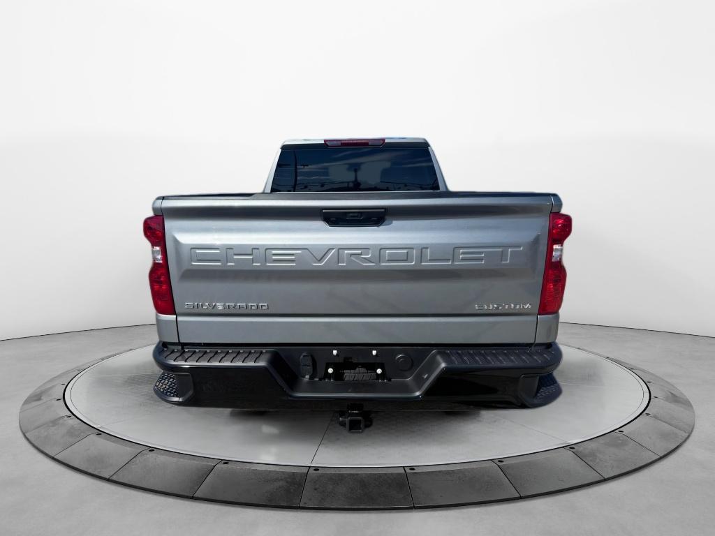 2025 Chevrolet Silverado 1500 Custom Trail Boss photo 3