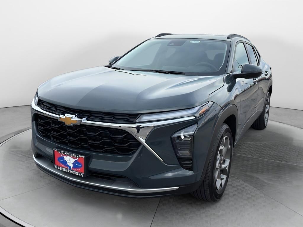 New 2026 Chevrolet Trax LT Sport Utility