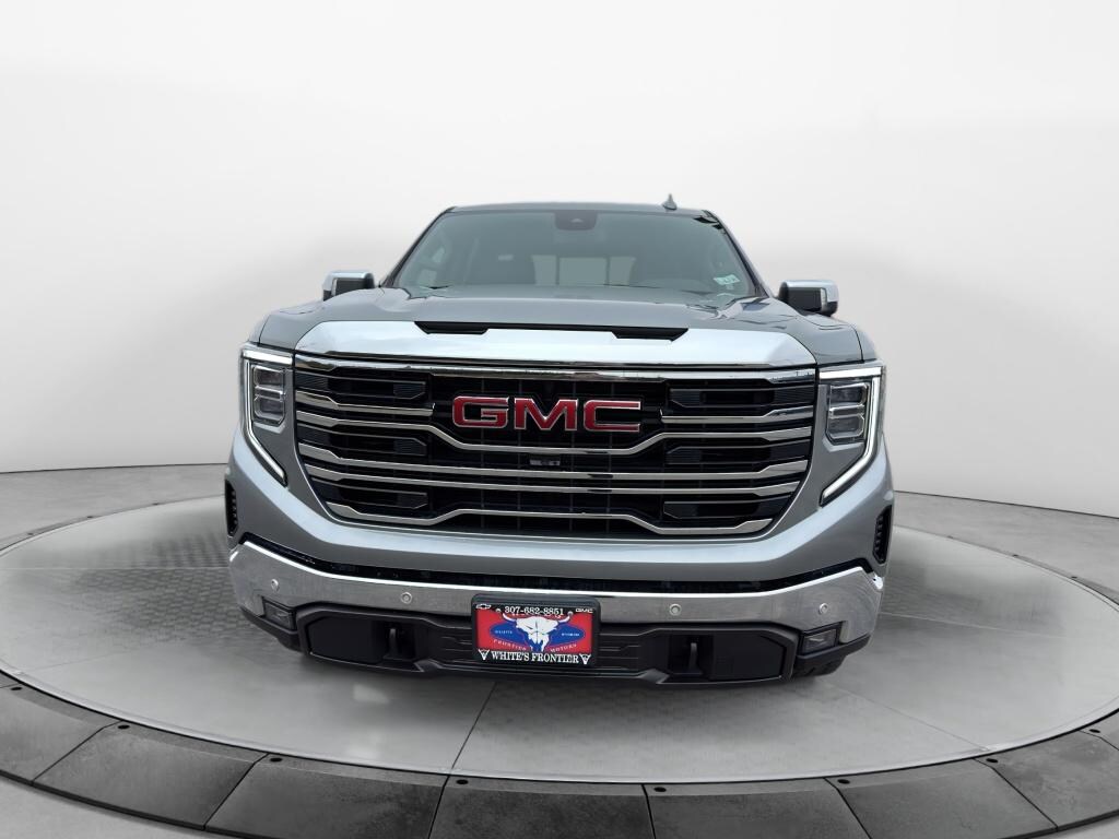 New 2026 GMC Sierra SLT Crew Cab