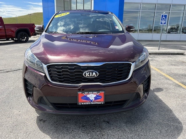 Used 2020 Kia Sorento LX with VIN 5XYPGDA51LG617918 for sale in Sylvania, OH